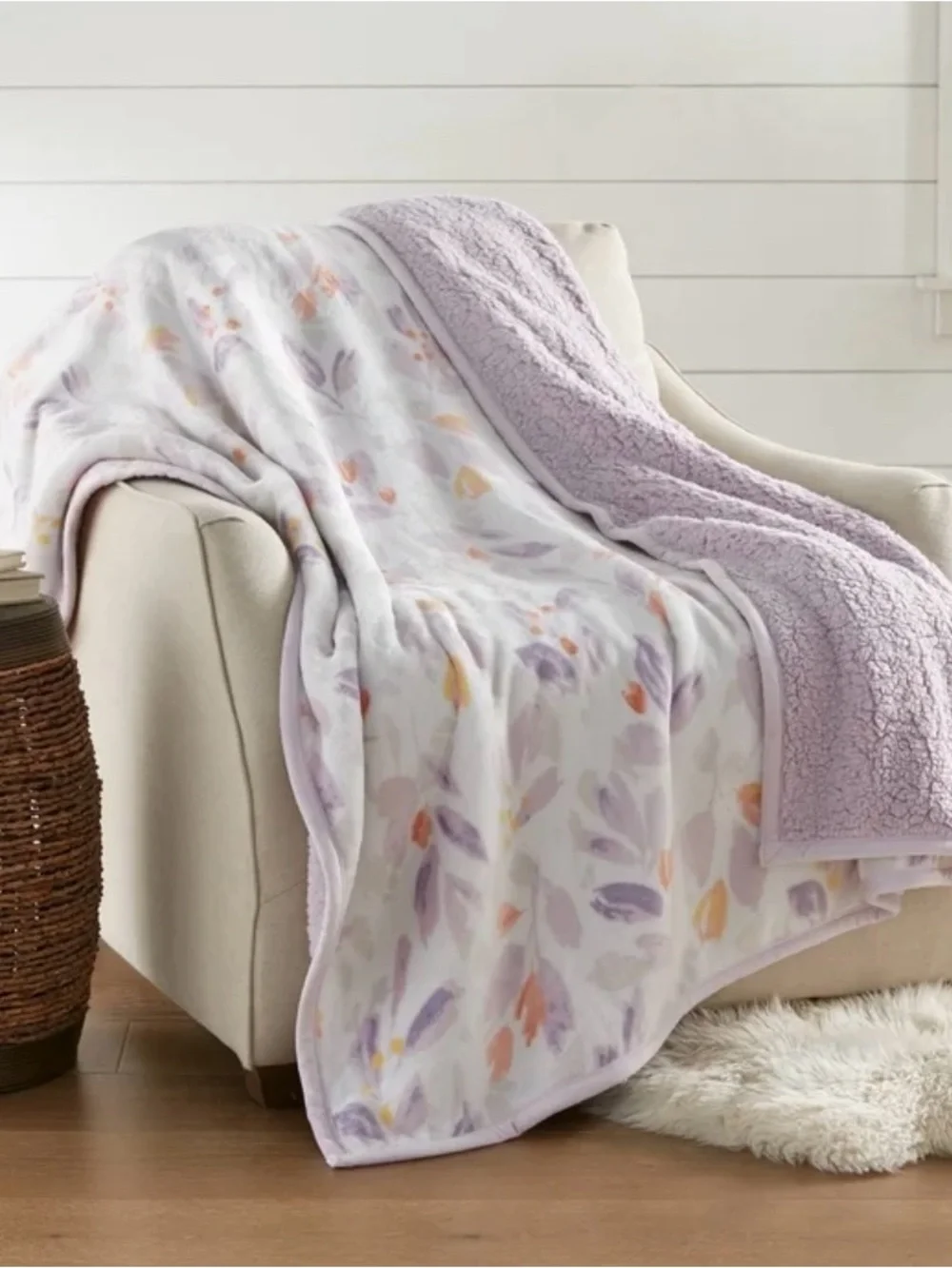 Velvet Plush Sherpa Throw 60